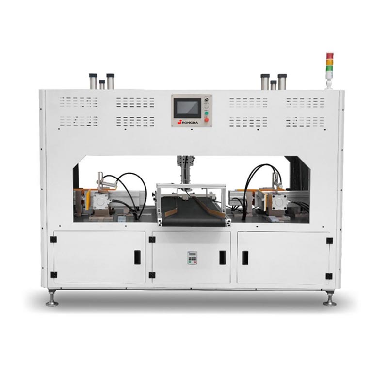 Automaatne jäiga kasti pressimismasin